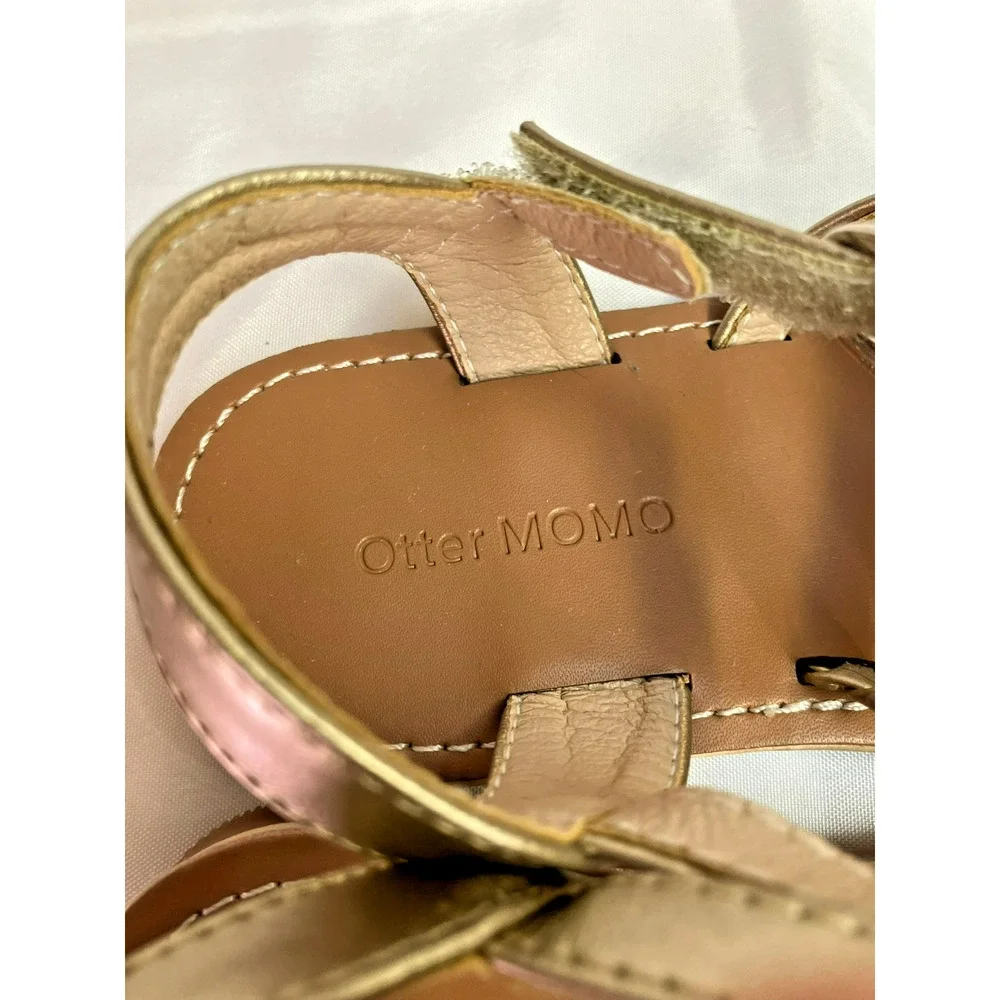 Otter Momo Girls Gold Sandals Size 8 16.1cm